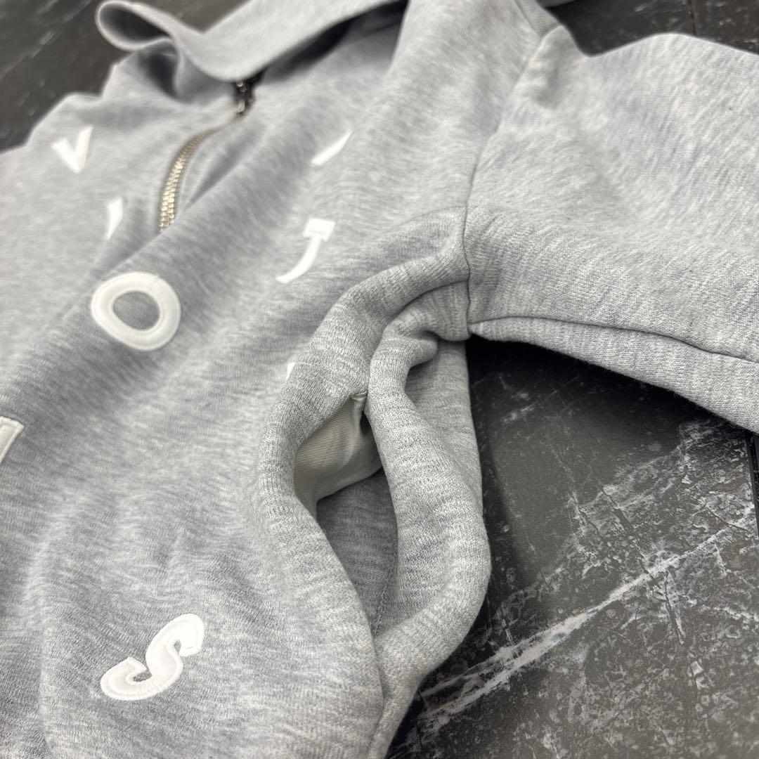 ルイヴィトンパーカー　サイズXS