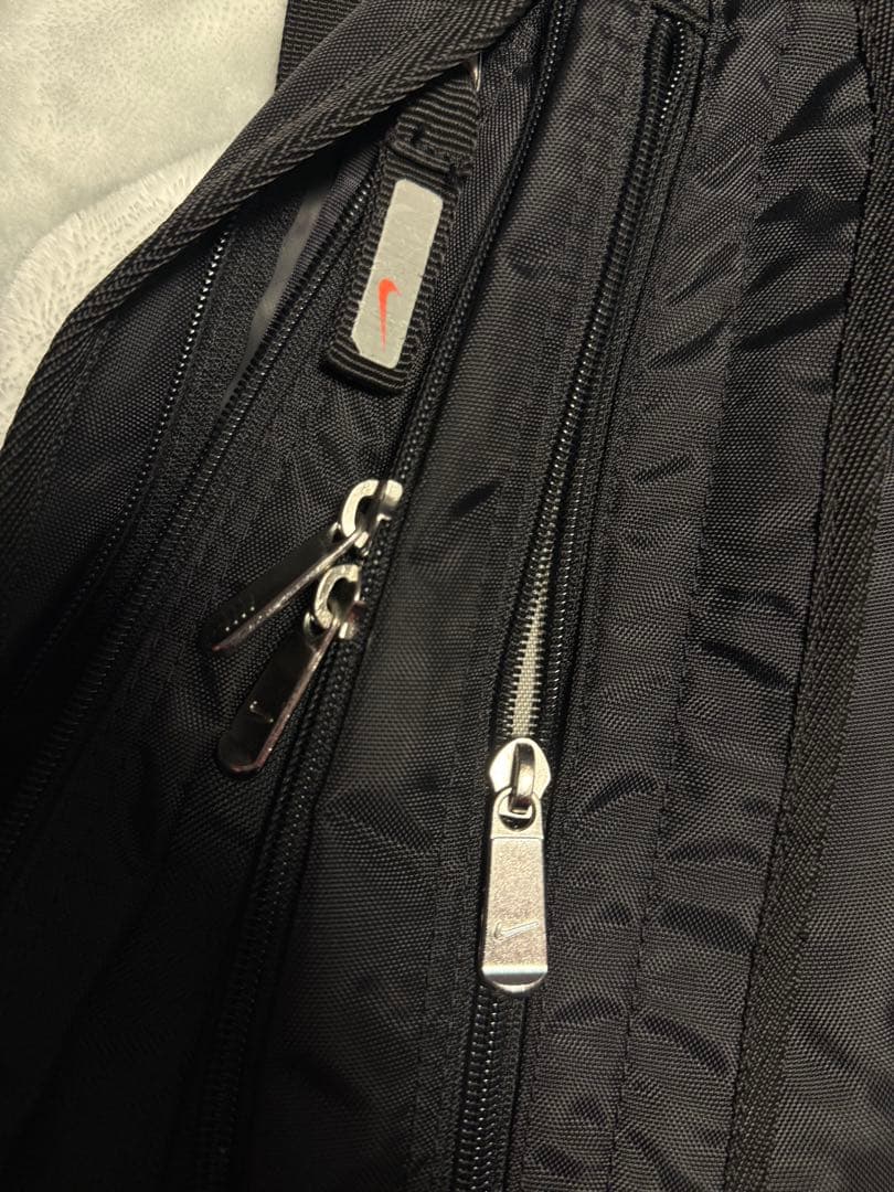 NIKE スリングバッグ ブラック