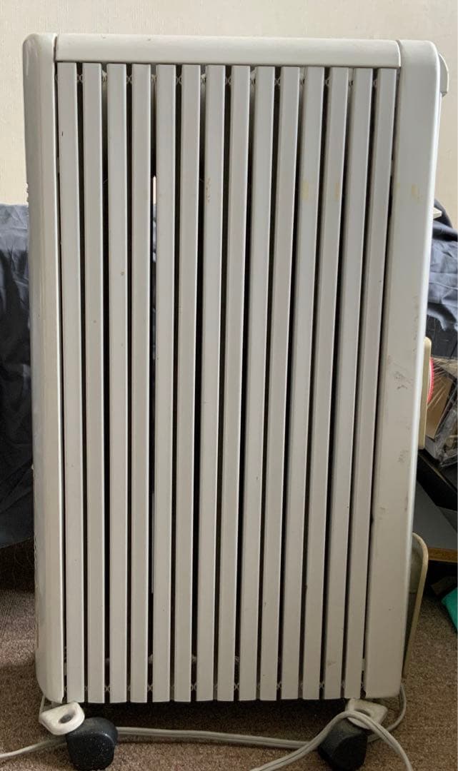 デロンギオイルヒーター　071221TEC