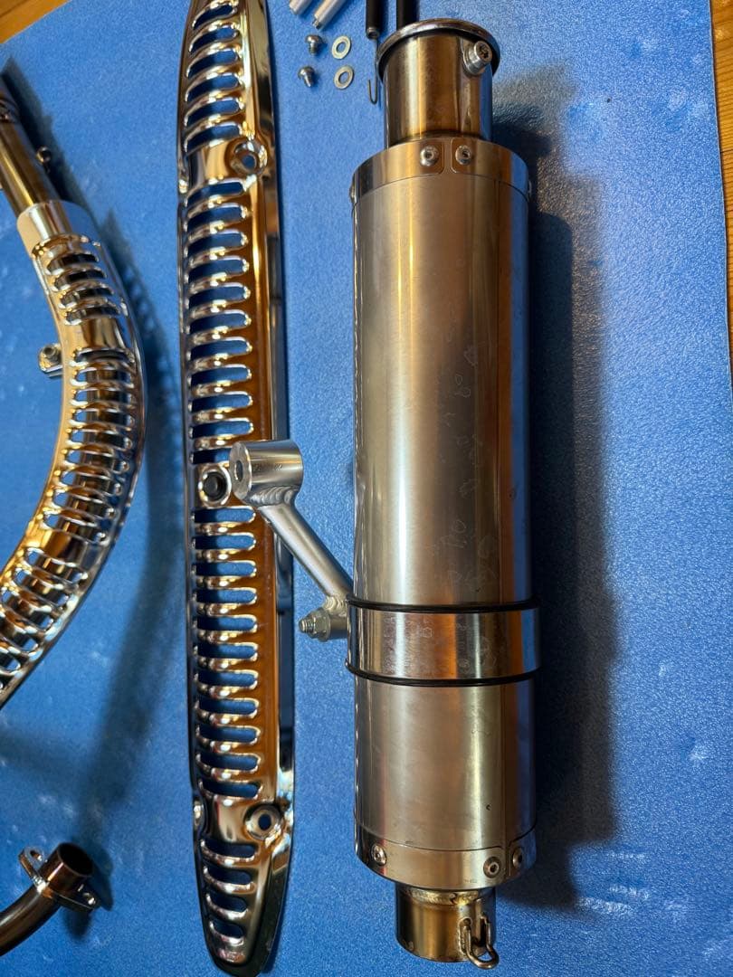 美品☆OUTEX クロスカブ （JA45）アップタイプマフラー