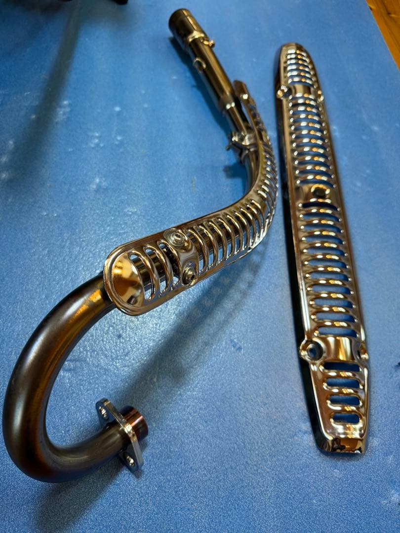 美品☆OUTEX クロスカブ （JA45）アップタイプマフラー