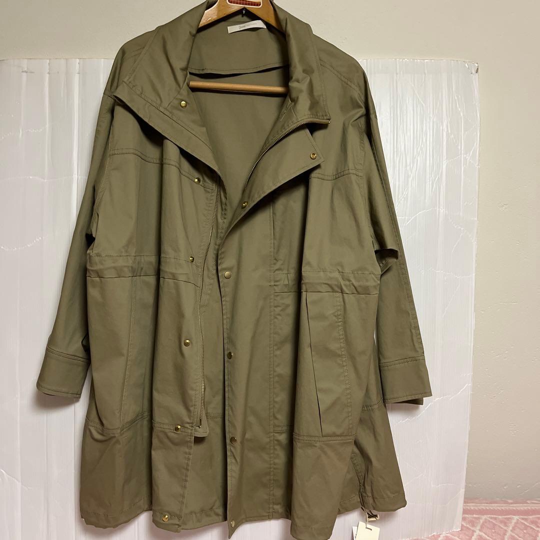 新品未使用 ガリャルダガランテコートタグ付き