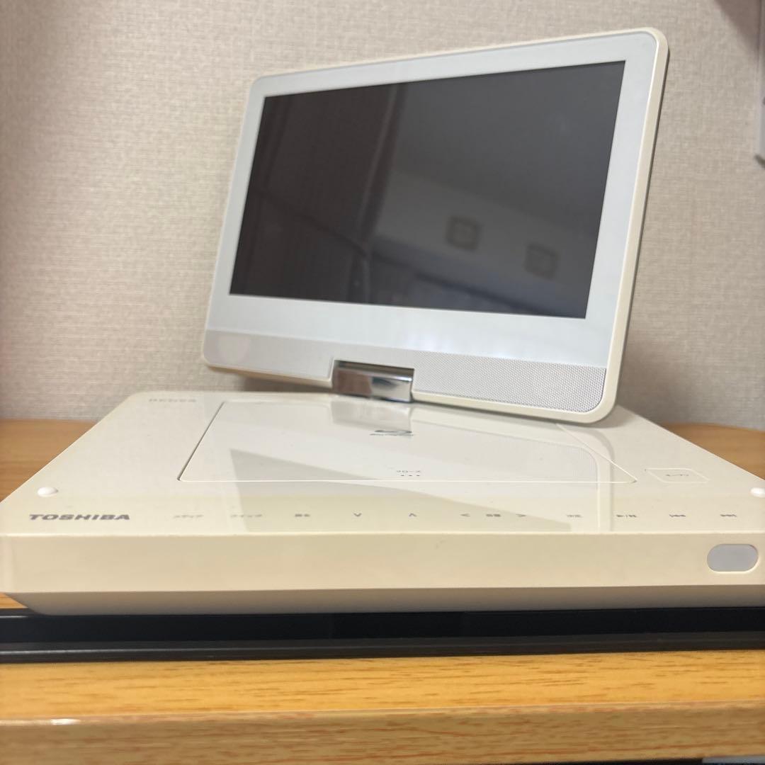 TOSHIBA REGZAポータブルブルーレイディスクプレーヤー