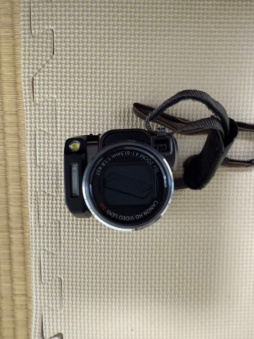 Canon ビデオカメラ　HF20 2009年モデル