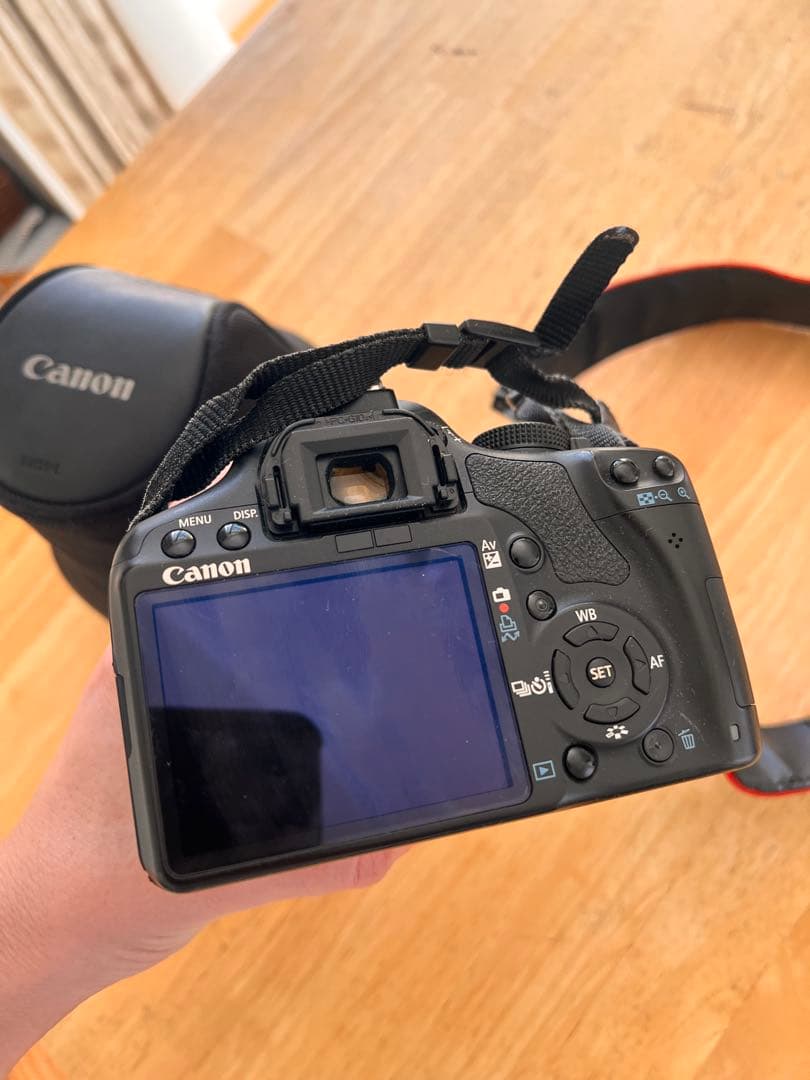 Canon EOS Kiss X3 レンズ付き ほぼ未使用 ケース付き