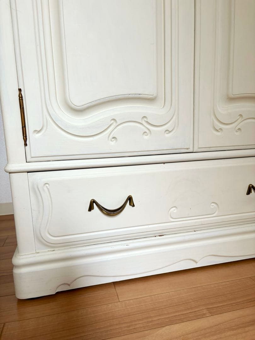 s*s様 【リメイク家具】洋風 婚礼タンス 姿見付き オフホワイト ミルクペイン