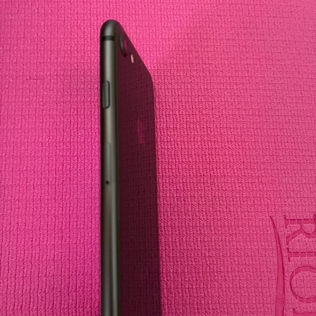 Apple iPhone 8 64GB スペースグレイ バッテリー86%