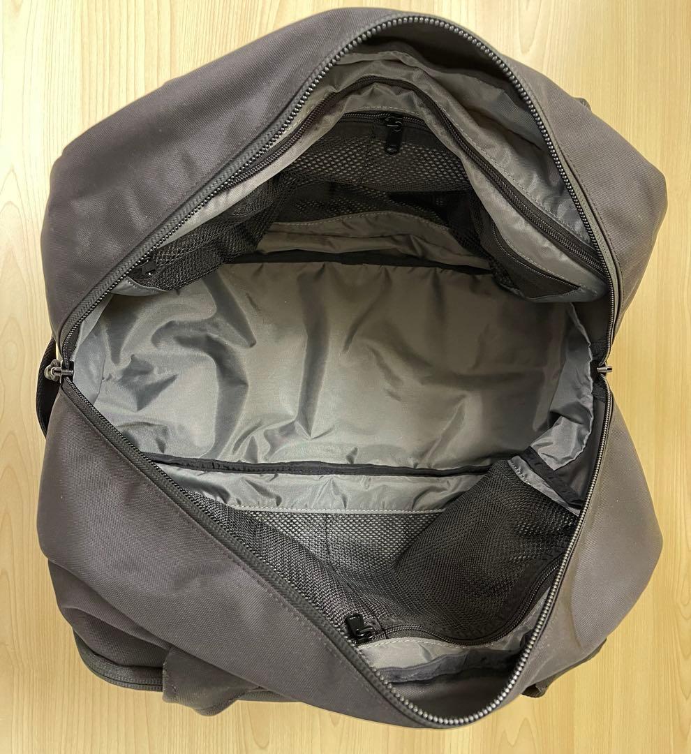 ブリーフィング　ボストンバッグ