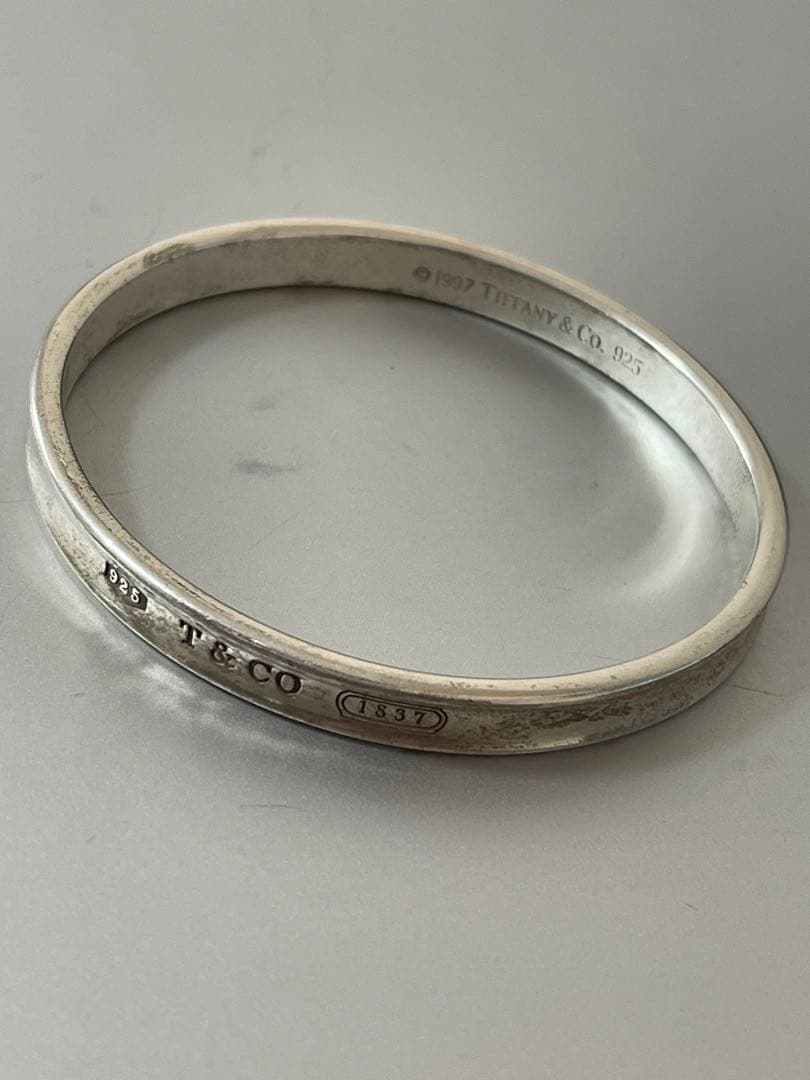 ティファニー ナロー バングル SV925