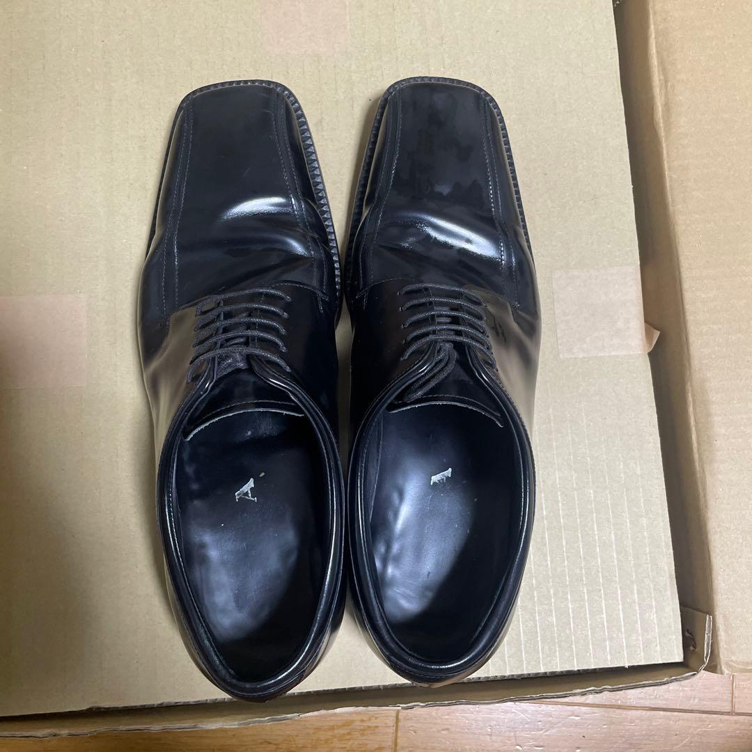 プラダ黒いドレスシューズ スクエアトゥ