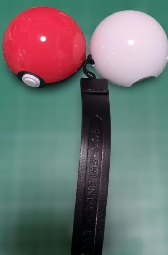 ​美品　Poké Ball Cover for Galaxy Buds2 Pro