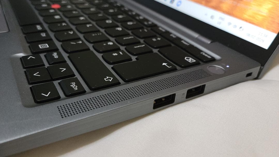 ThinkPad T14s Gen 5 + 32GB DDR5 キーボードの故障