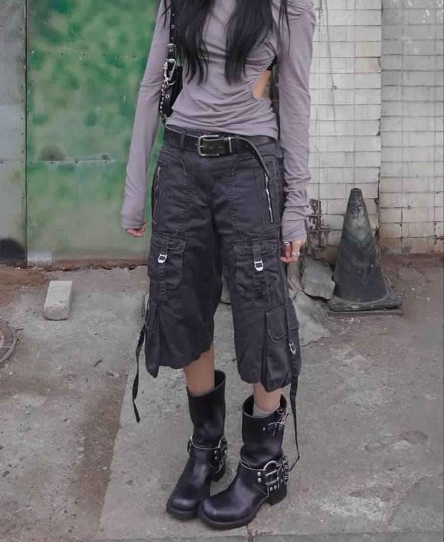 acne studios カーゴ　ダメージ加工　ハーフパンツ