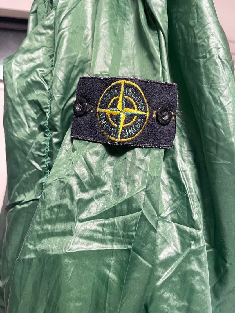 stone  ナイロンジャケット　ドローコード付き