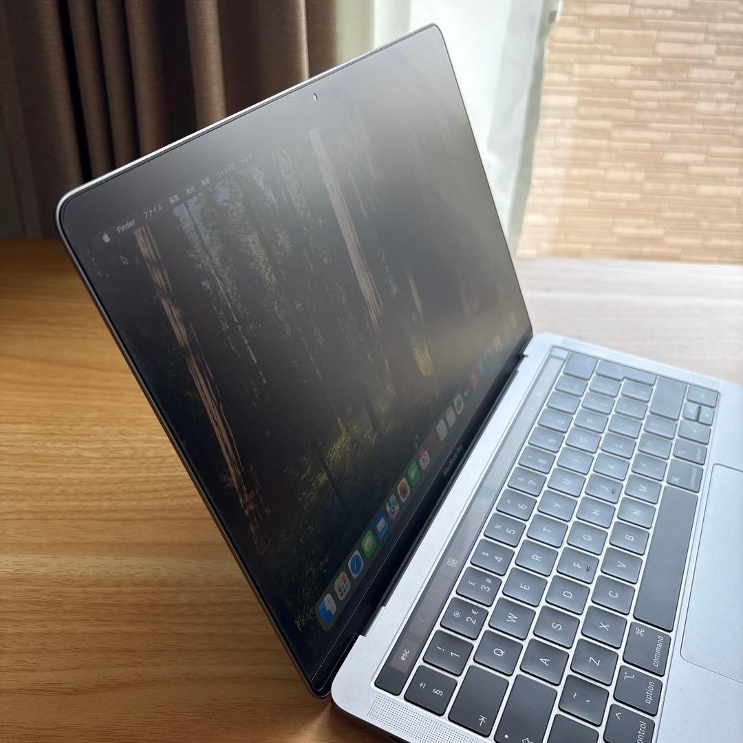 【美品】Macbook Pro 13インチ 2019 i7 16 256 UK