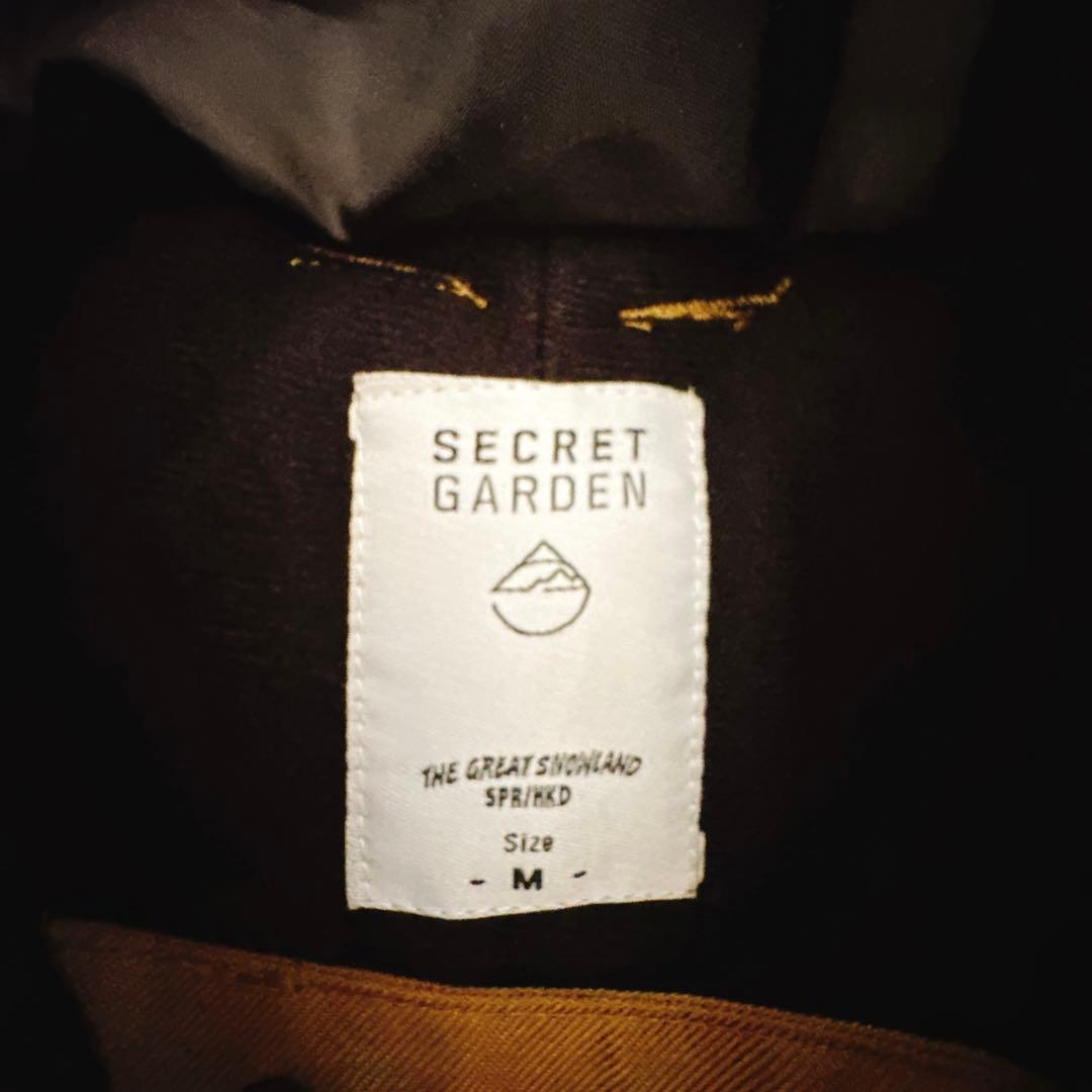 スノーボード用ジャケットとパンツセット