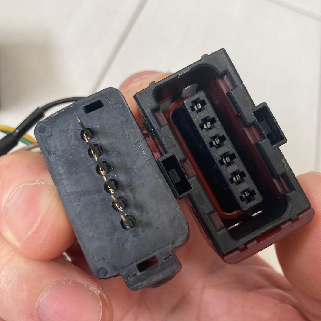 アルファロメオミトQV MT用　TEZZOスロットルコントローラー