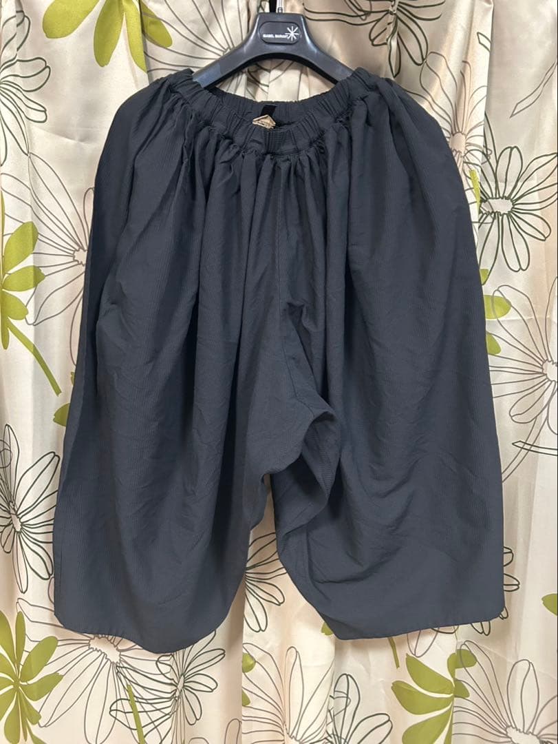 コムコム　ワイドパンツ