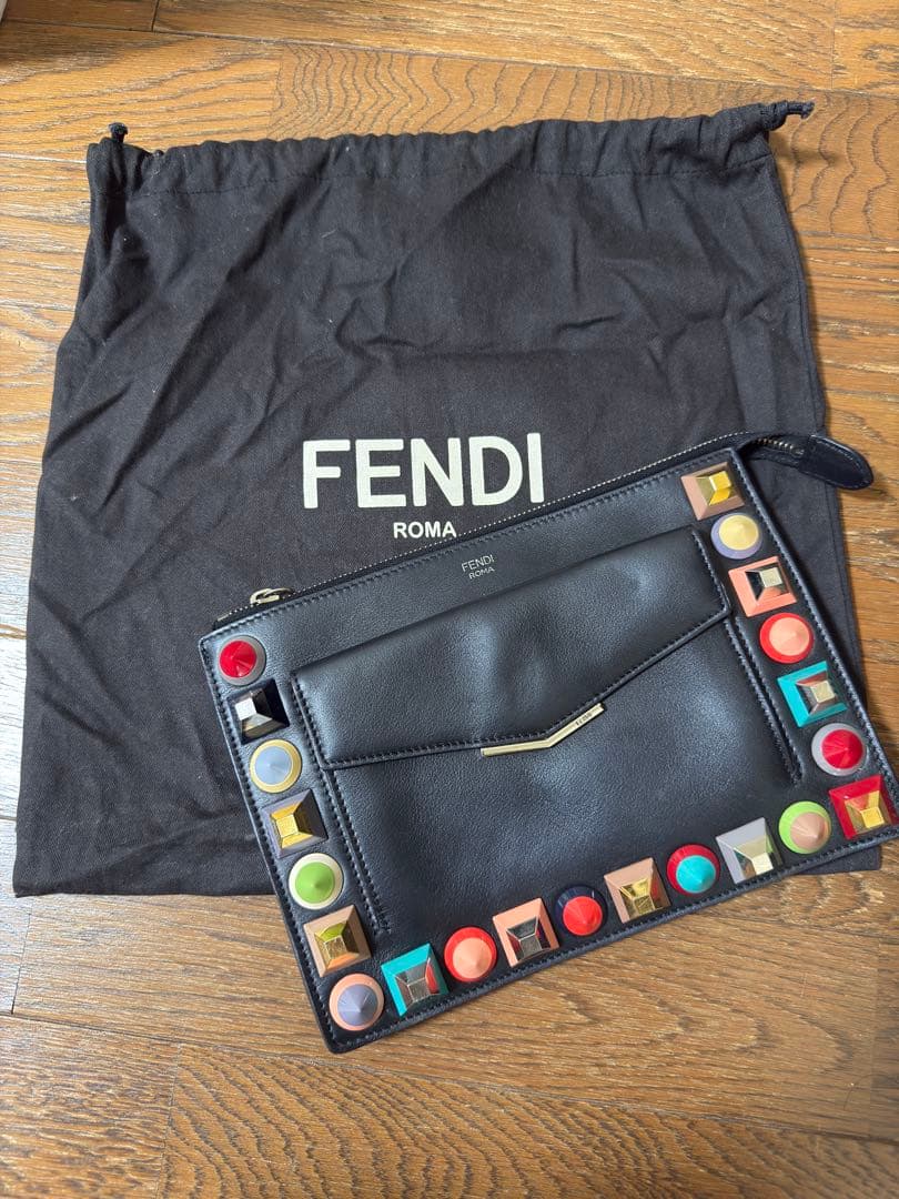 FENDI ブラック クラッチバッグ 保存袋付き