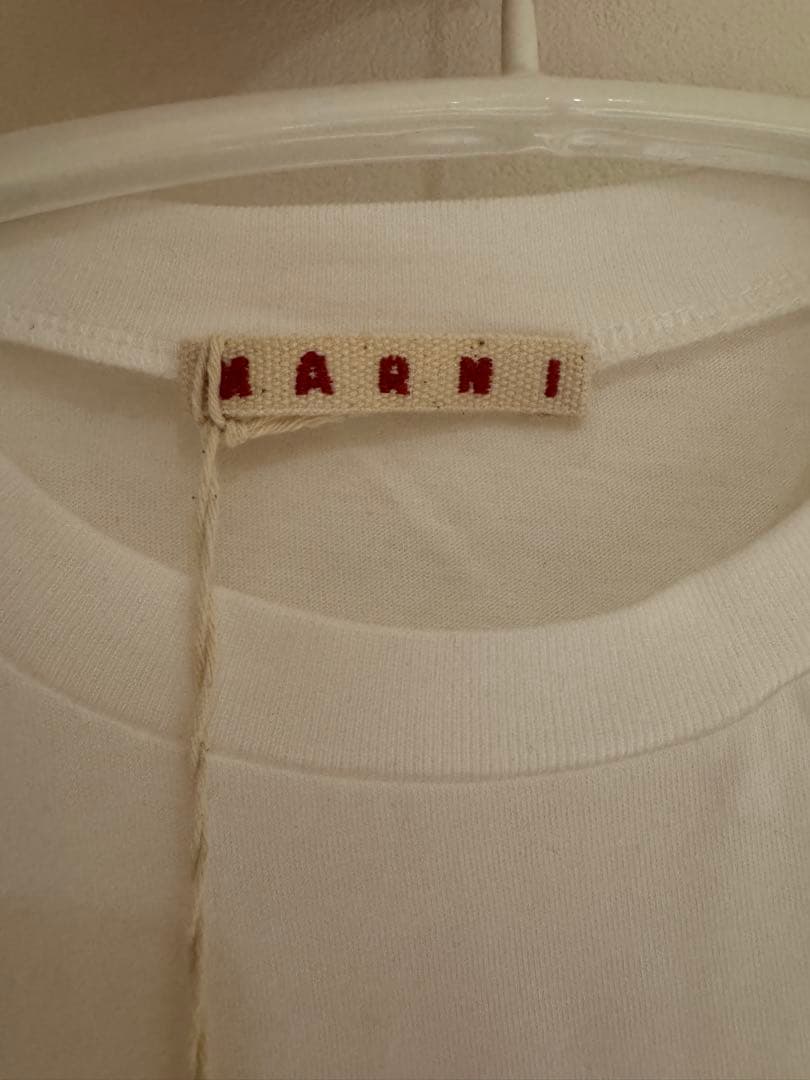 【専用】新品★MARNI ロゴ刺繍 Tシャツ 半袖 14Y レディースМ相当