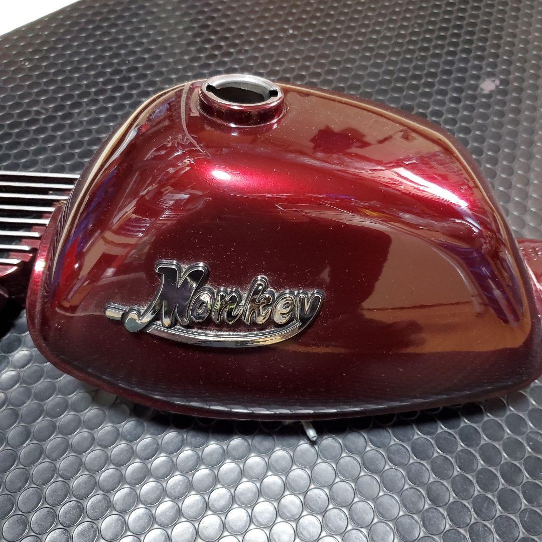 J*n様 Monkey メタリックレッド タンクとサイドカバーセット