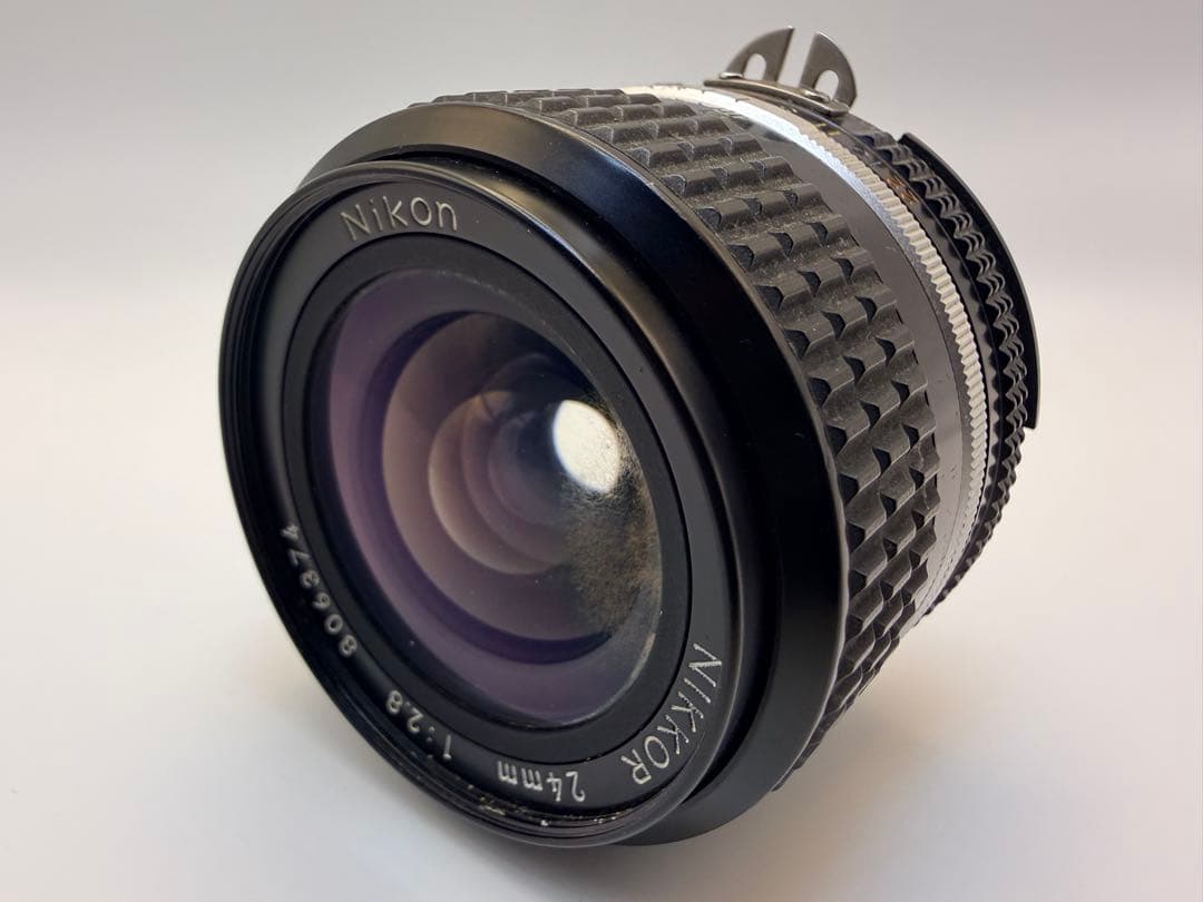 Nikon Nikkor 24mm f/2.8 単焦点レンズ