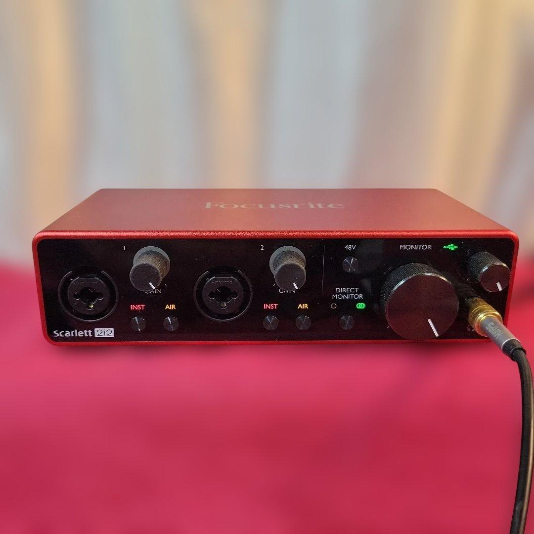 Focusrite Scarlett 2i2 (3rd Gen)動作品