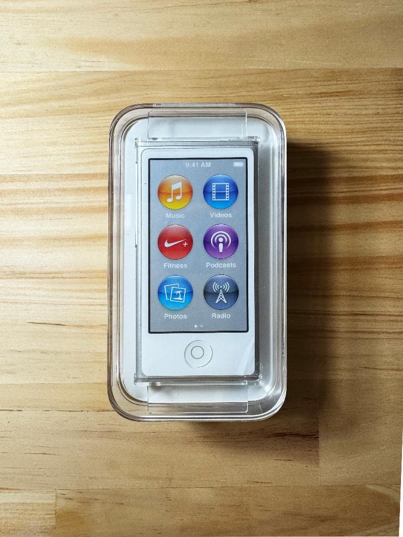 Apple iPod nano 第7世代 16GB シルバー