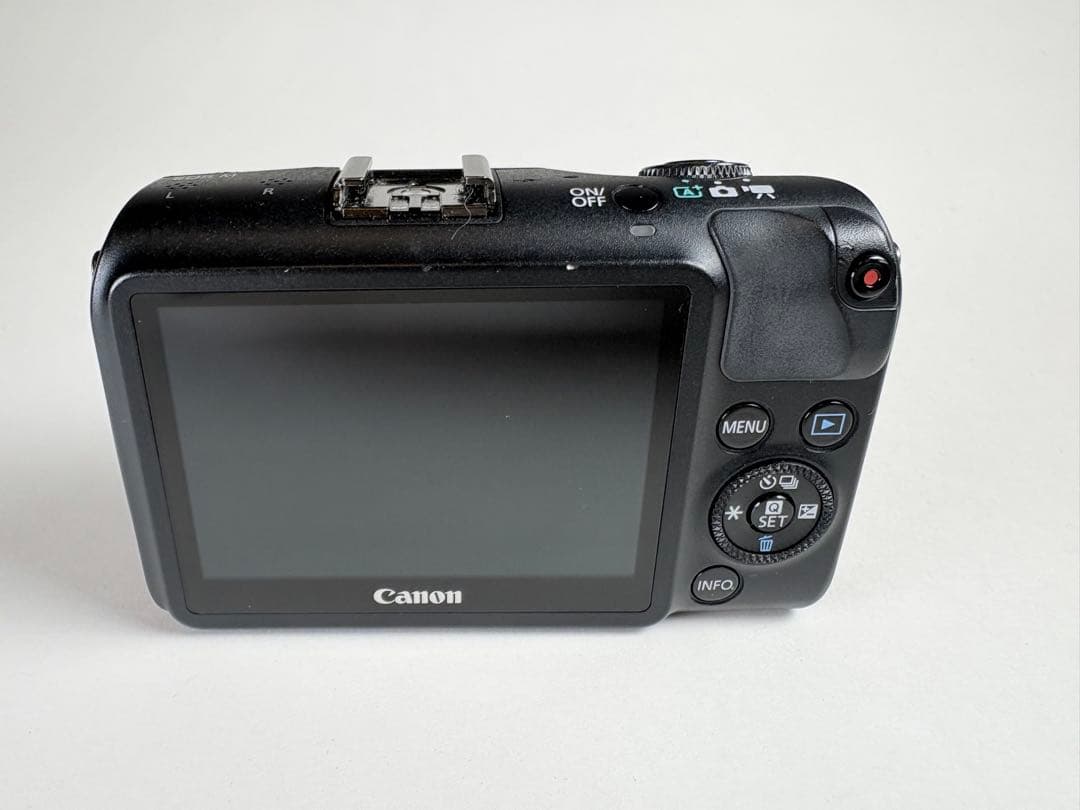 Canon EOS M ミラーレス一眼 ボディ ブラック 動作品 バッテリー付