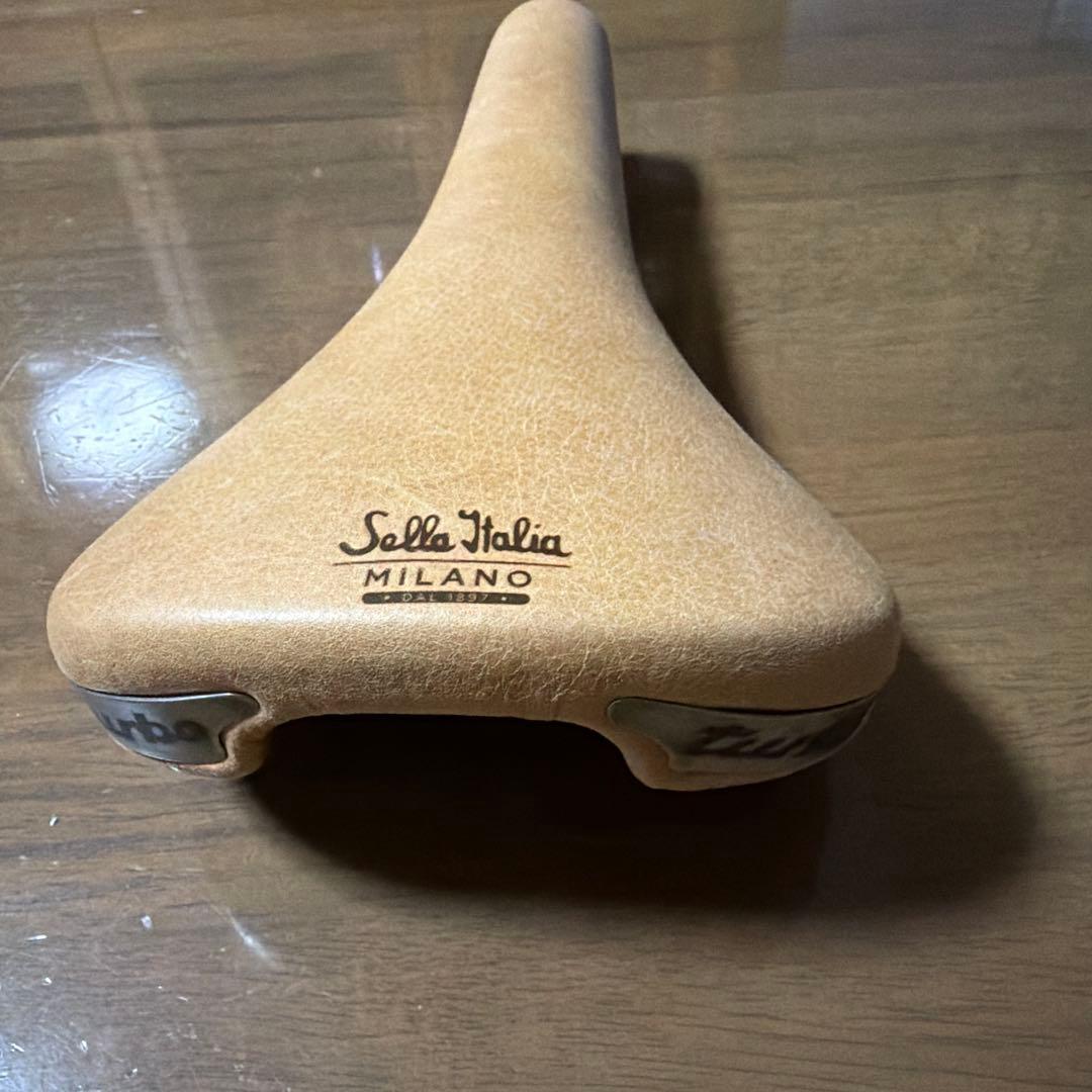 d*9様 セライタリア　ミラノターボ　ライトブラウン