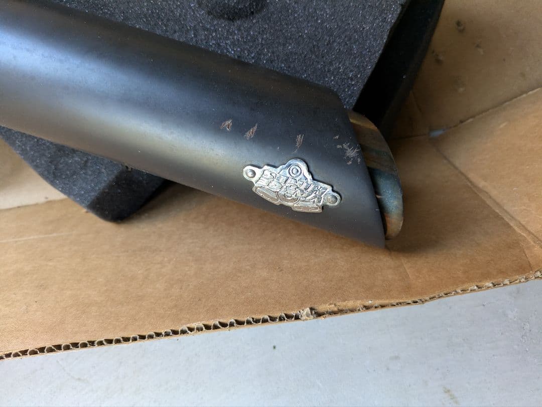 xl883nに使用　バンスアンドハインズ　スリップオンマフラー