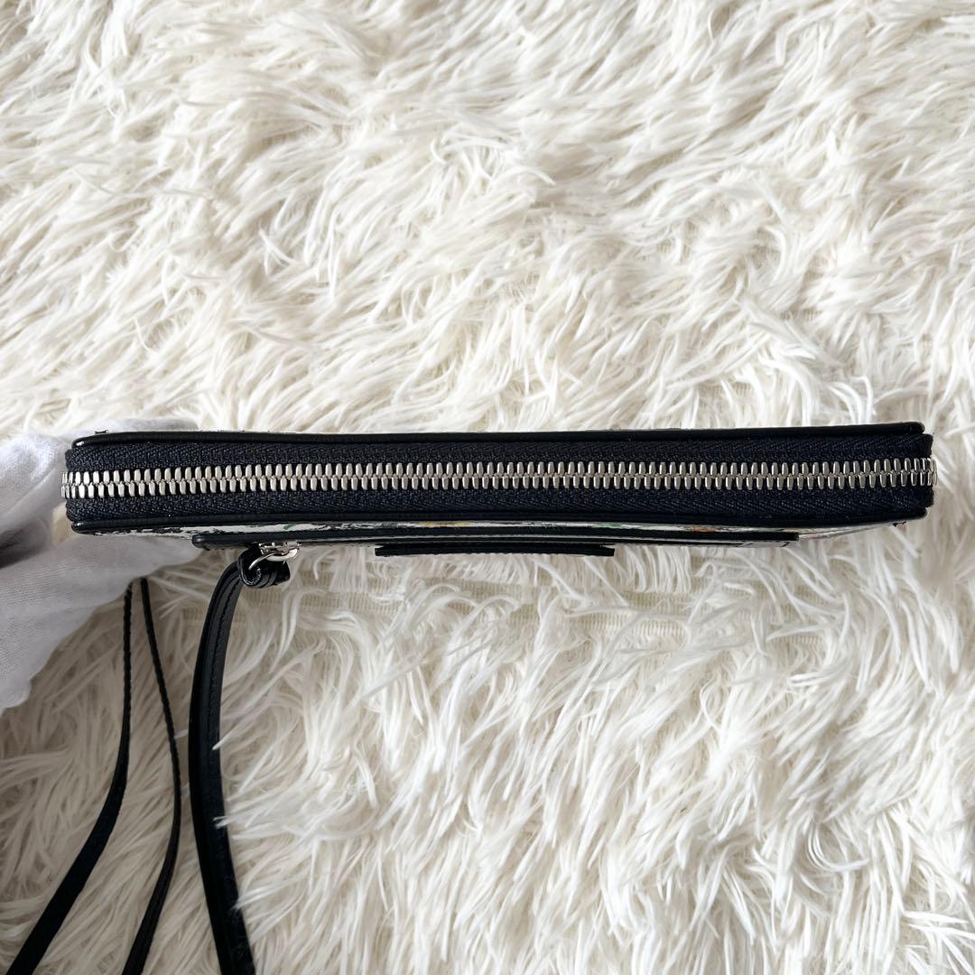 グッチ　バレンシアガ　長財布　ラウンドファスナー　681710 花柄　フラワー