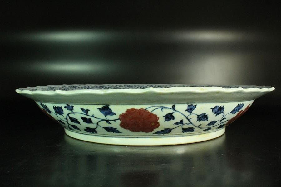 中国美術 青花 紅 纏枝蓮花麒麟鳳紋 皿(K-A836)