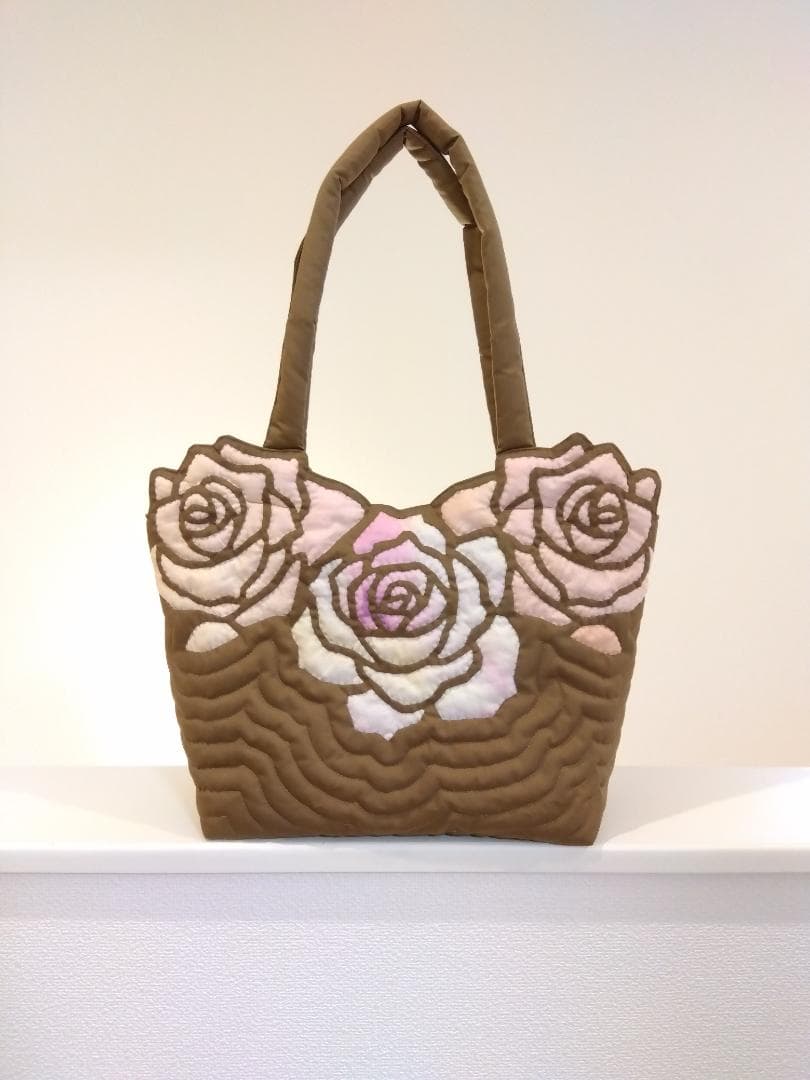 ハワイアンキルト　ハンドメイド　ロケラニトートバッグ