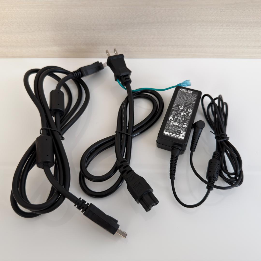 ASUS TUF Gaming 27インチ湾曲ゲーミングモニター VG27VQ