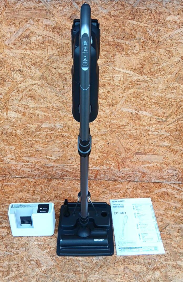 SHARP　EC-KR1-B　充電式スティッククリーナー　2023年製