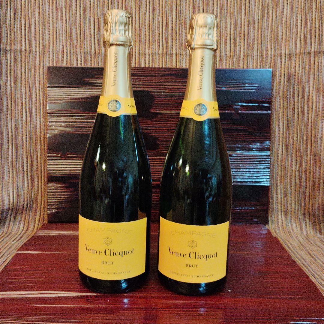 ヴーヴ・クリコ　Brut シャンパン 750ml 2本セット