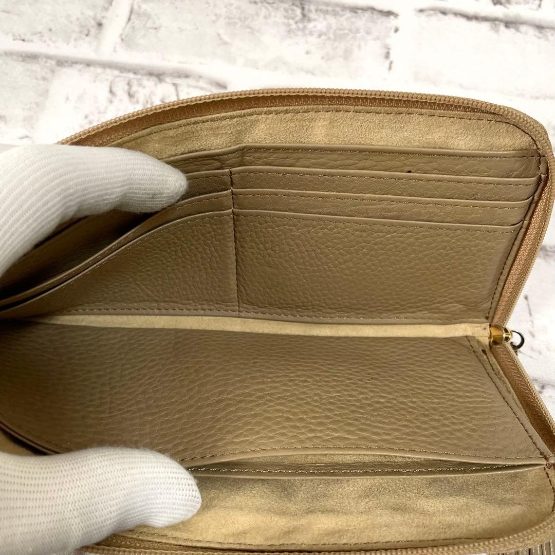 極美品✨アタオ　長財布　ハッピーシャワー　ハート総柄　ハッピーヴィトロ・プリマ