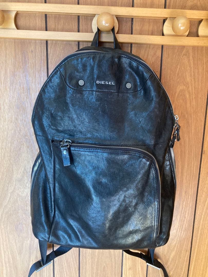 週末SALE DIESEL 黒 レザー リュック・バックパック