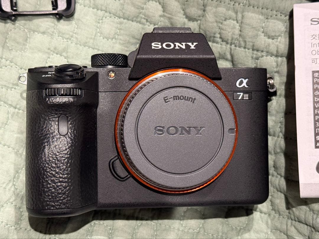SONY α7III [ILCE-7M3]　シャッター回数1515回
