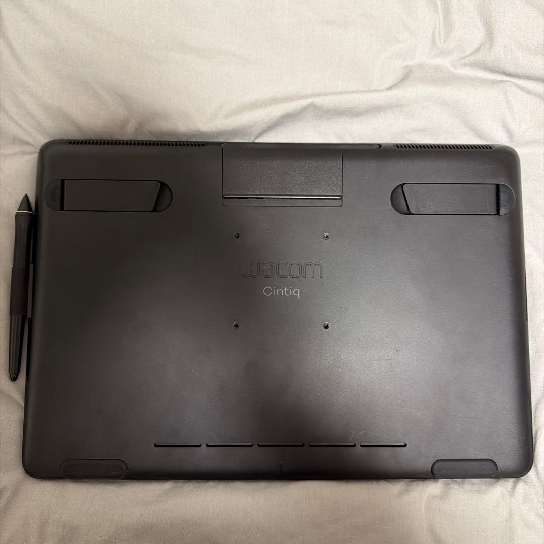 ワコム 液タブ Wacom Cintiq 16 FHD DTK1660K1D