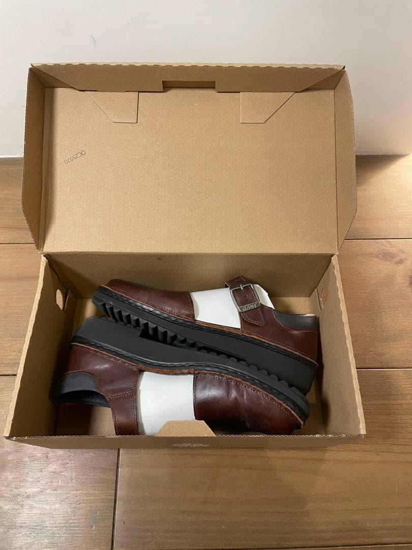 naot OLGA ブラウン バッファローレザー 革靴