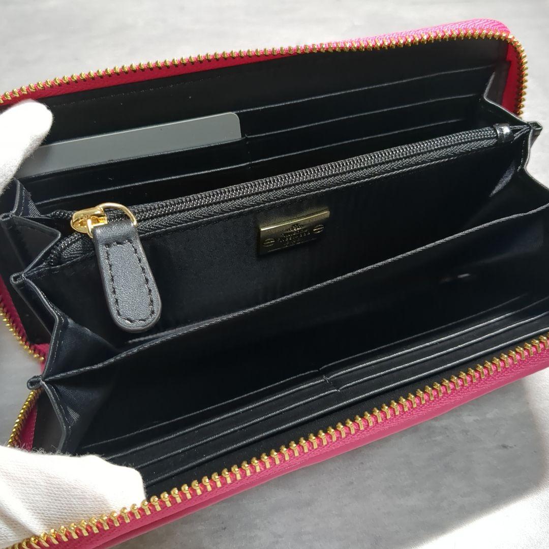【新品】ヴィヴィアンウエストウッド　長財布　55VV356