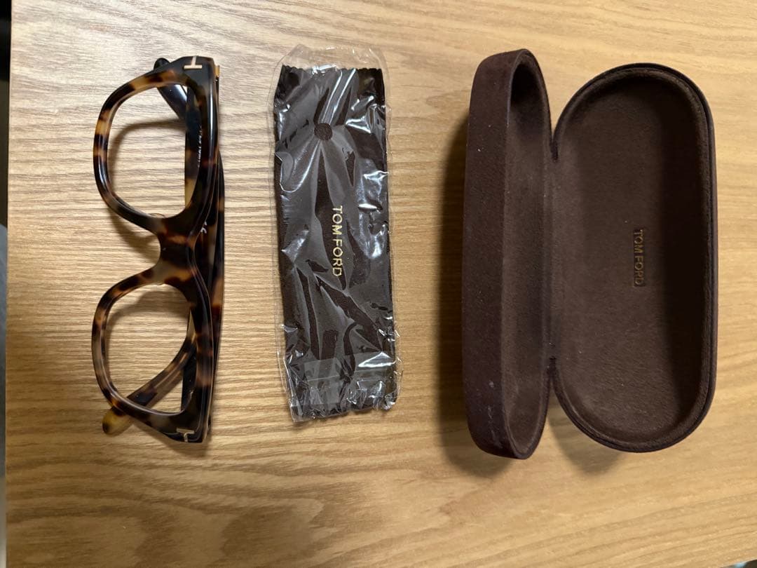 TOM FORD トムフォード サングラス メガネ