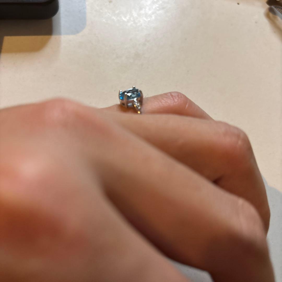 ブルートパーズさんの指輪たん！