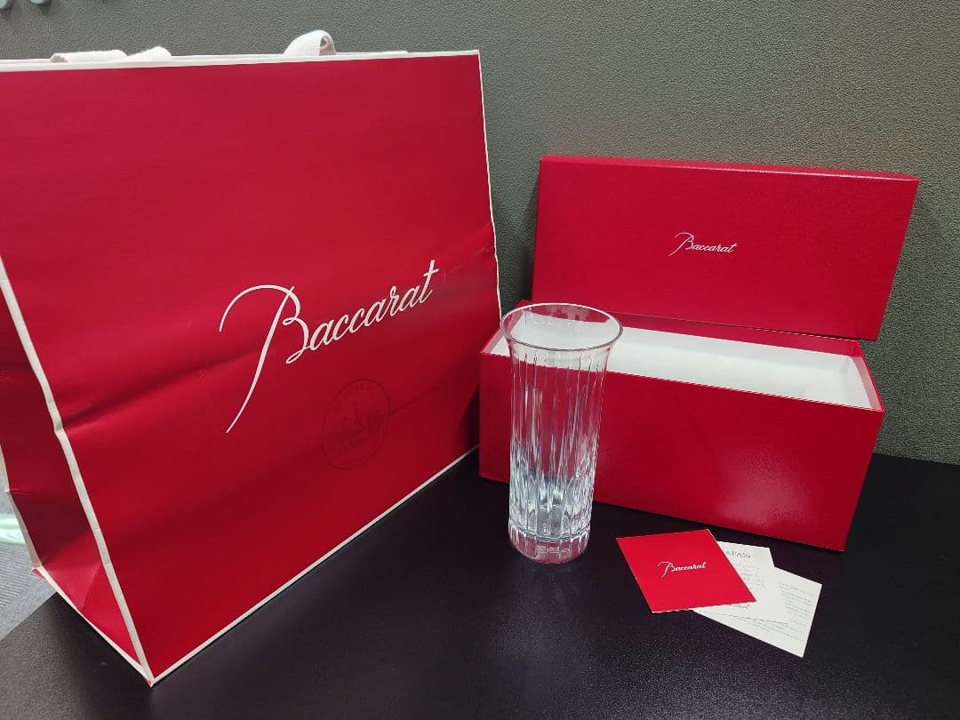 【めじろめぐろさん専用】Baccarat クリスタル花瓶 ストライプデザイン