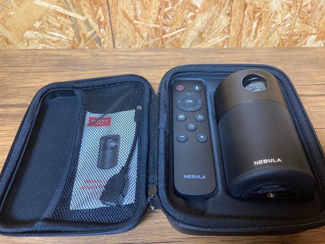NEBULA / ネビュラ CAPSULE D4111 プロジェクター ケース付