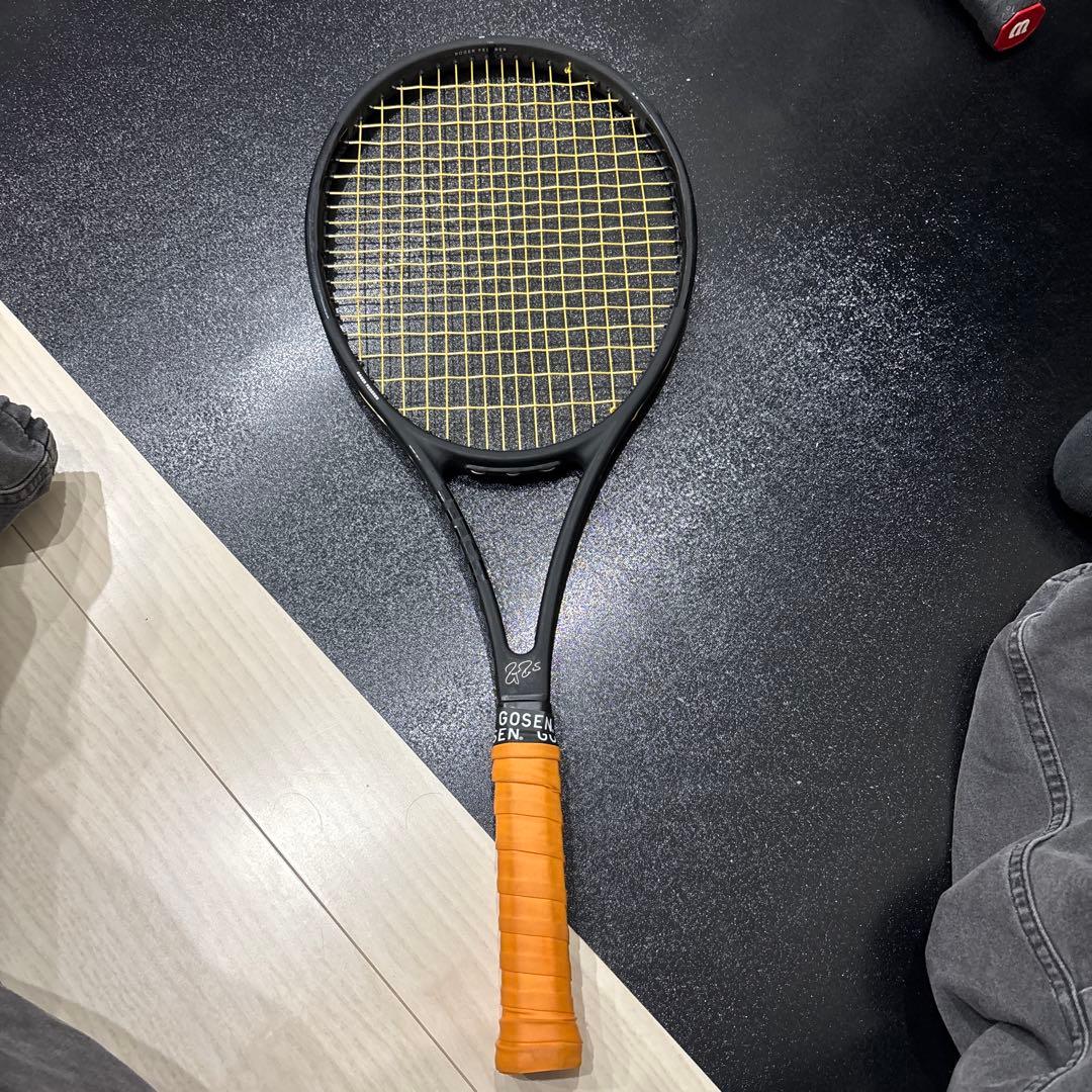 【希少】WilsonPro staff 97 RF V11.0フェデラー