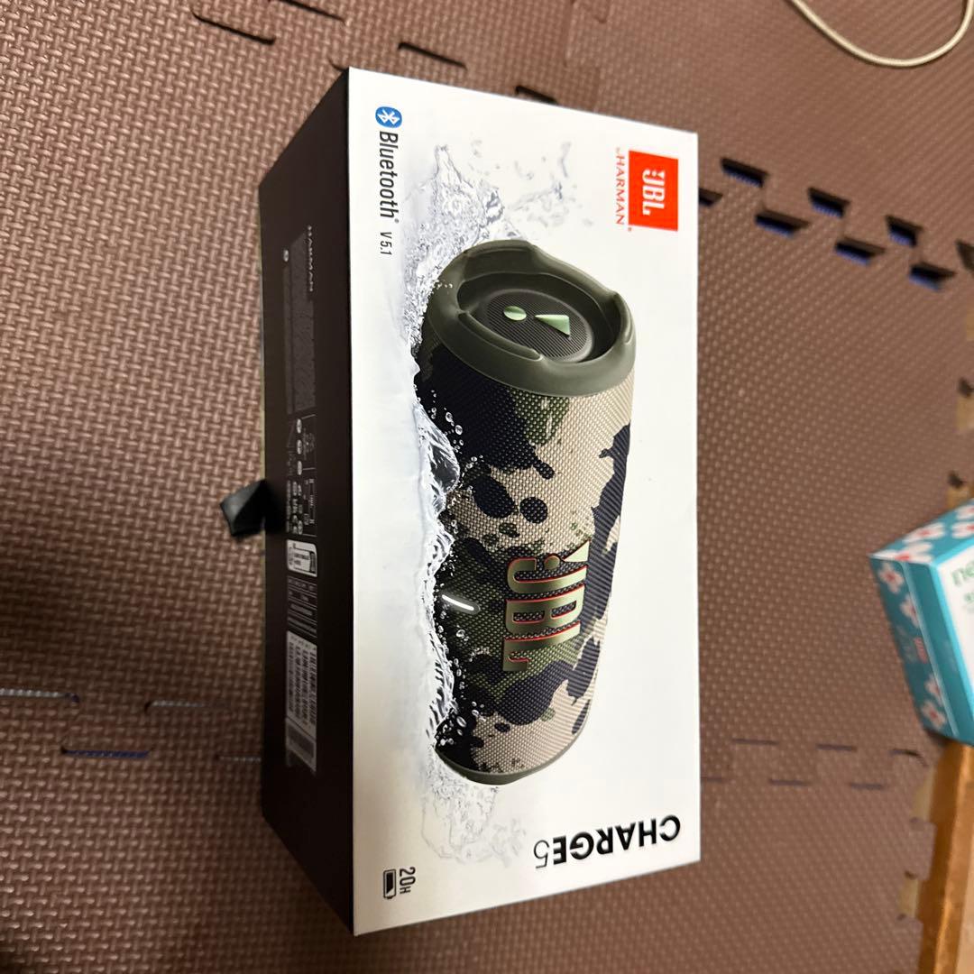 JBL Charge 5 カモフラージュ