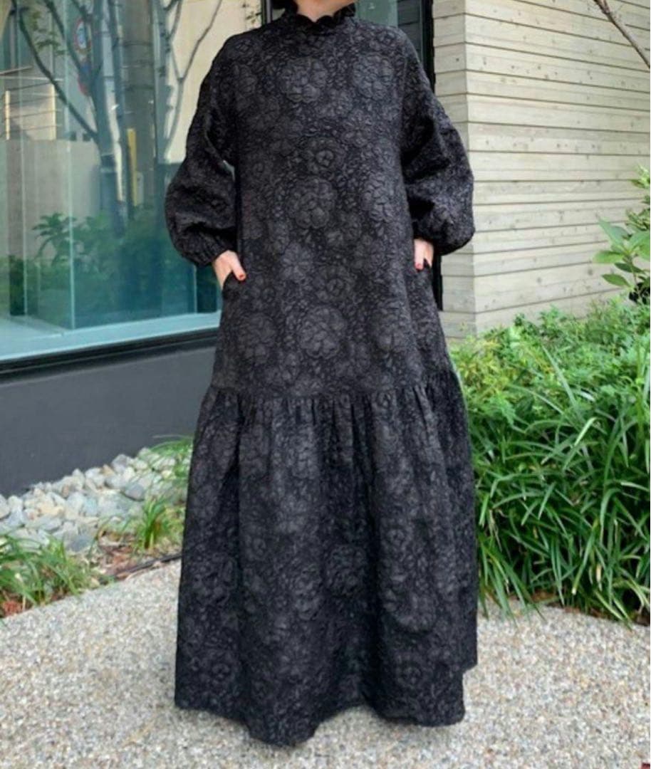 ペルナ PERNA ジャガード花柄 ロングワンピース 縦L/横XS 黒